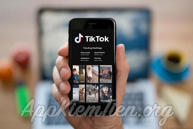 Phân biệt tài khoản TikTok cá nhân hay doanh nghiệp
